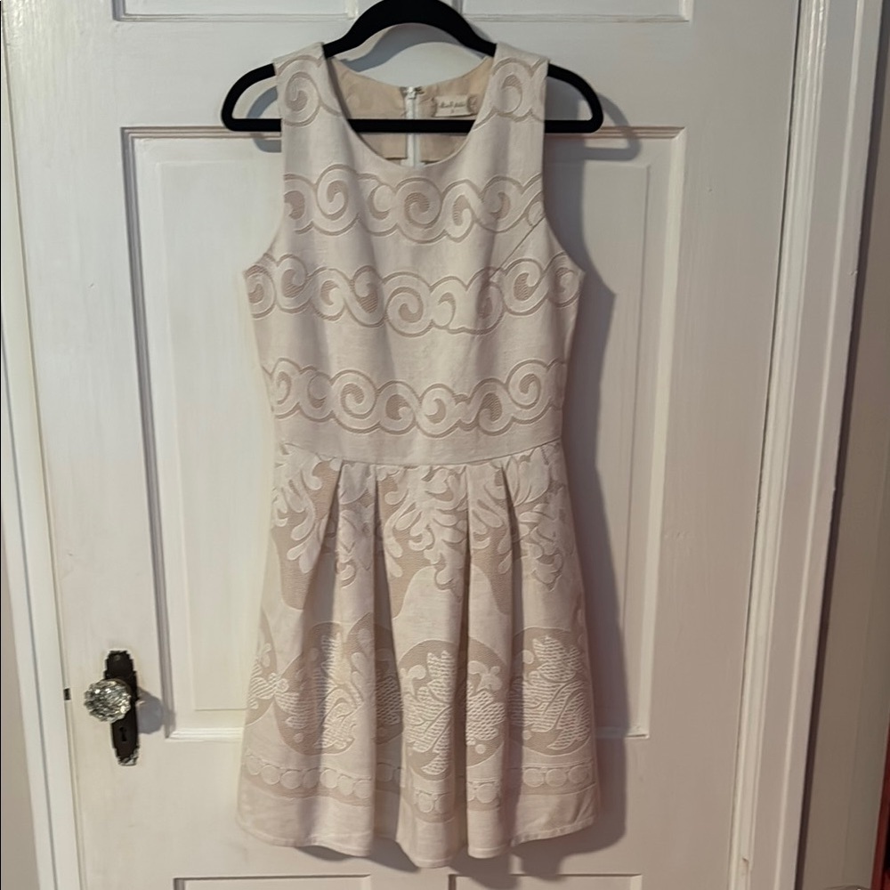 Altar'd State Jacquard Rosy Cream Ivory Taupe Pleated Dress w Darts Size Small